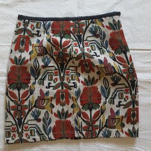 X small patterned textile skirt